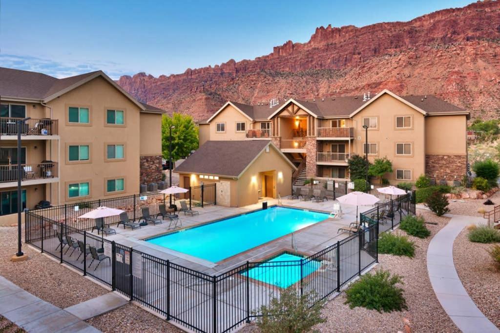 6B Cozy Moab Redcliff Condo, Pool & Hot Tub Kültér fotó